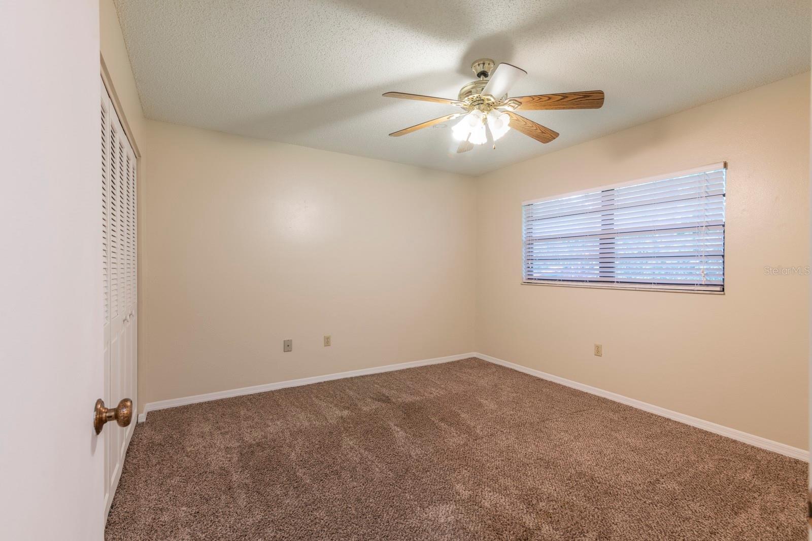 LAKE DORA VILLAS - Residential Lease