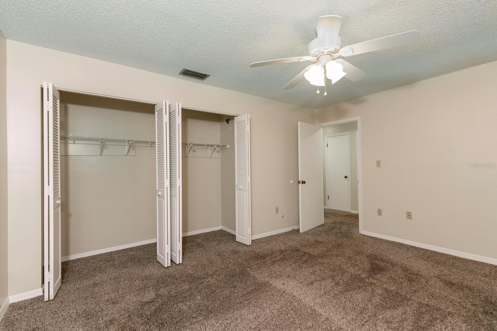 LAKE DORA VILLAS - Residential Lease