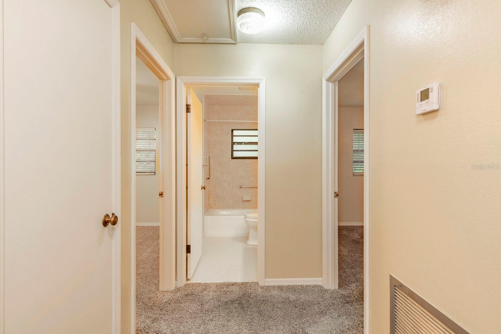 LAKE DORA VILLAS - Residential Lease