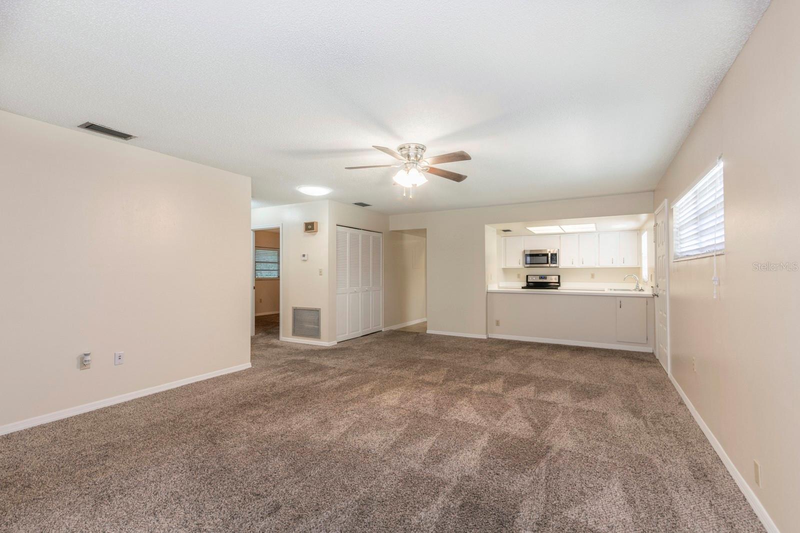 LAKE DORA VILLAS - Residential Lease