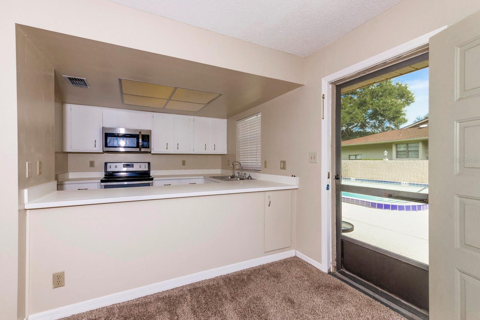 LAKE DORA VILLAS - Residential Lease