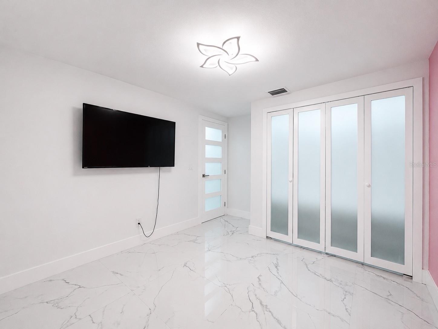 NORTHDALE SEC C UNIT 1 - Residential