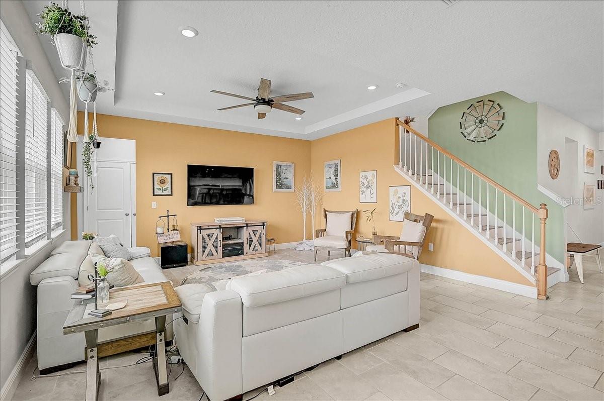 PROMENADE ESTATES PH L - Residential