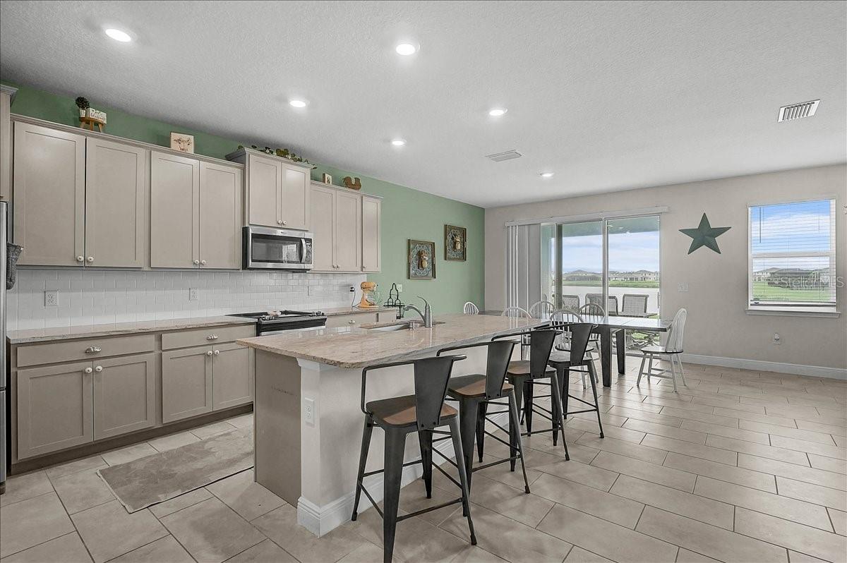 PROMENADE ESTATES PH L - Residential