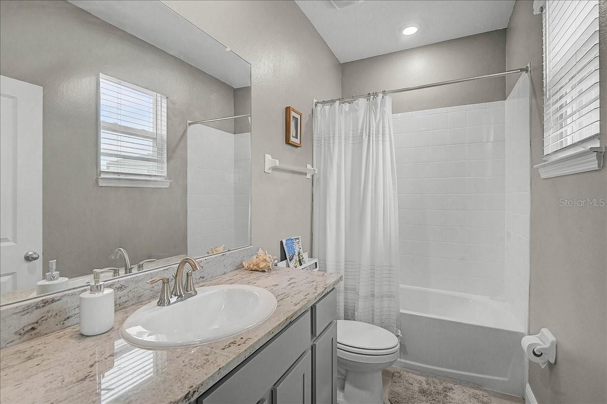 PROMENADE ESTATES PH L - Residential
