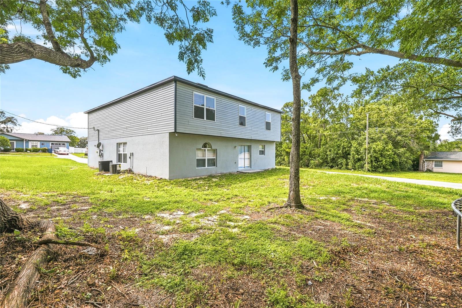 SPRING HILL - Residential
