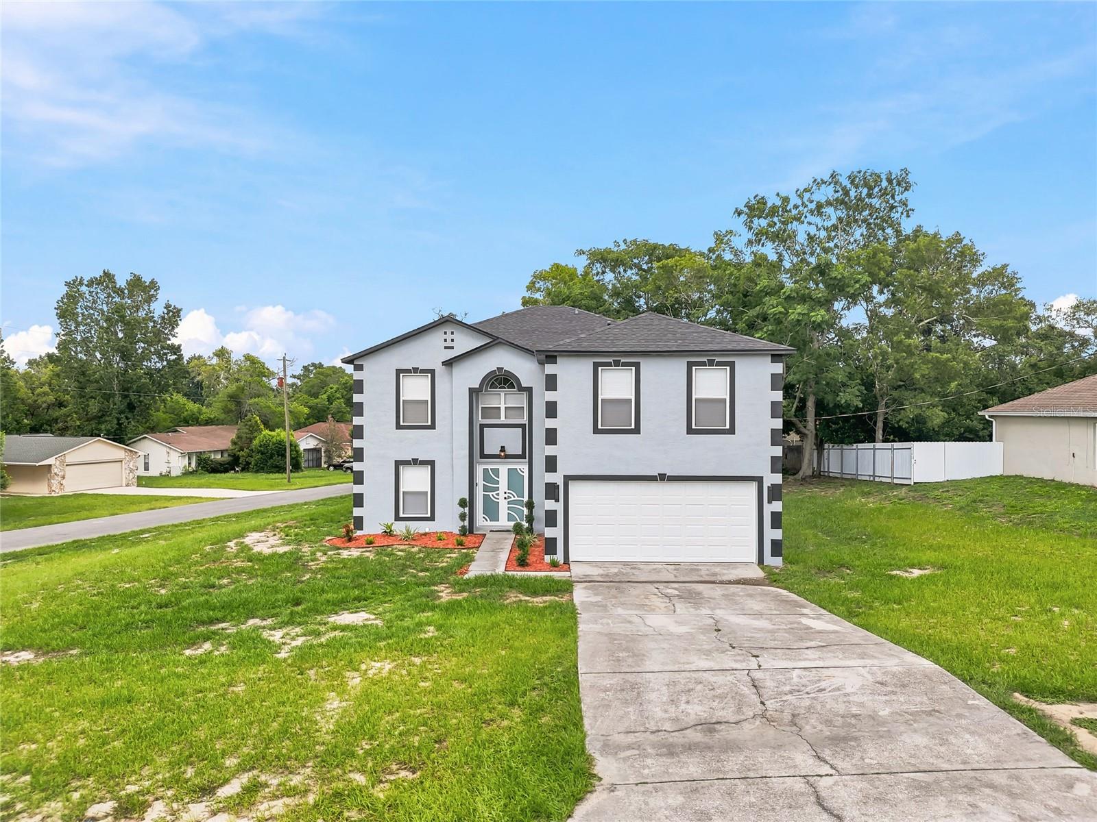 SPRING HILL - Residential
