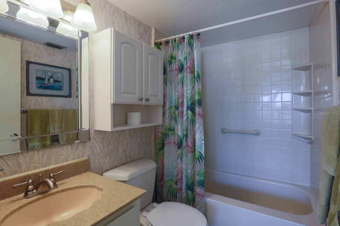 Southeaster Condo 02 - Residential