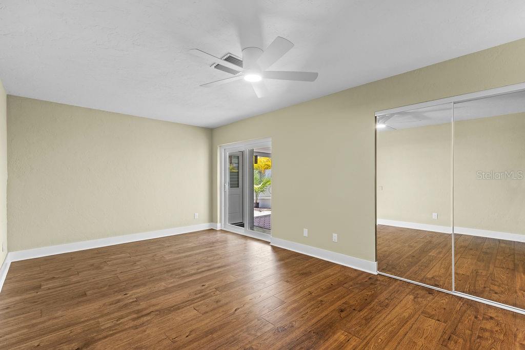 BOCA CIEGA POINT EAST - Residential