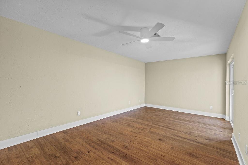 BOCA CIEGA POINT EAST - Residential