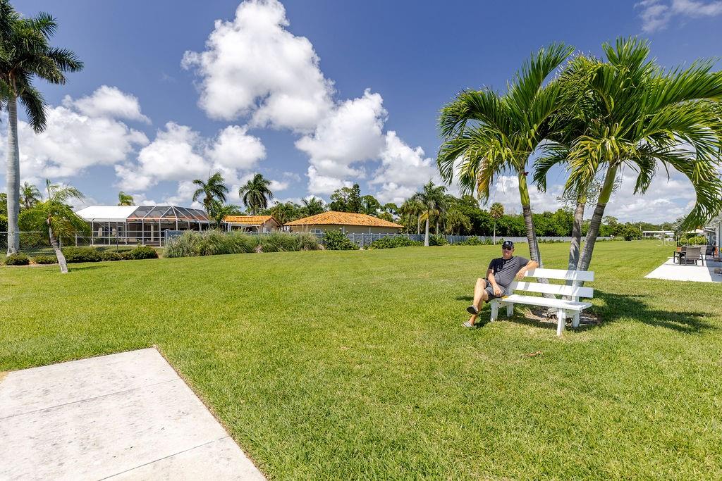 BOCA CIEGA POINT EAST - Residential