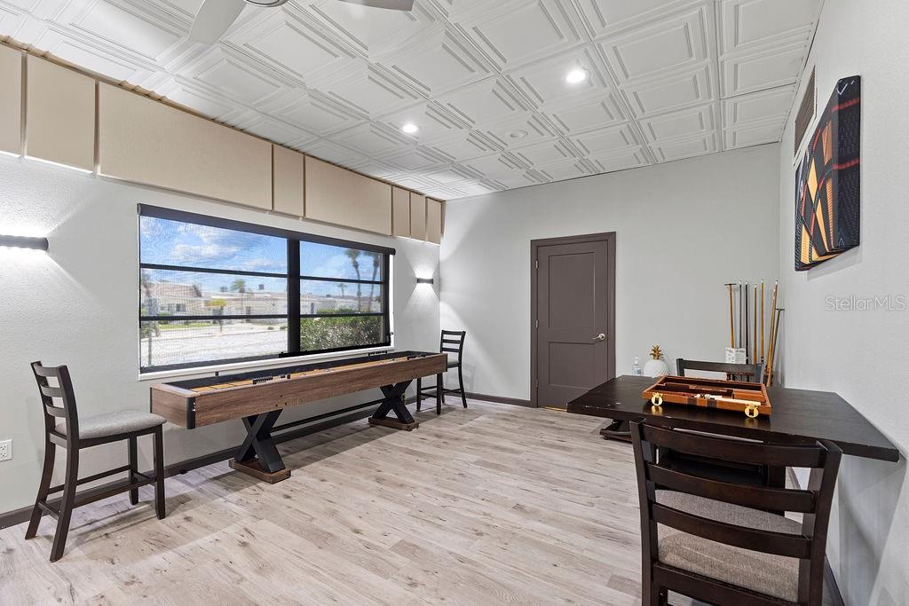 BOCA CIEGA POINT EAST - Residential