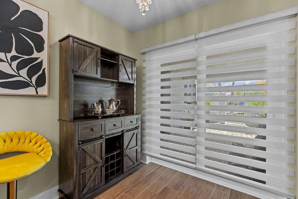 BOCA CIEGA POINT EAST - Residential