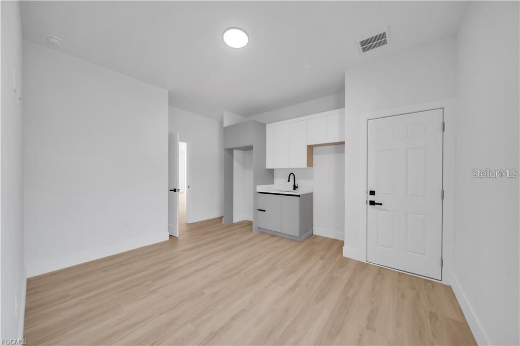 PORT CHARLOTTE SUB 19 - Residential