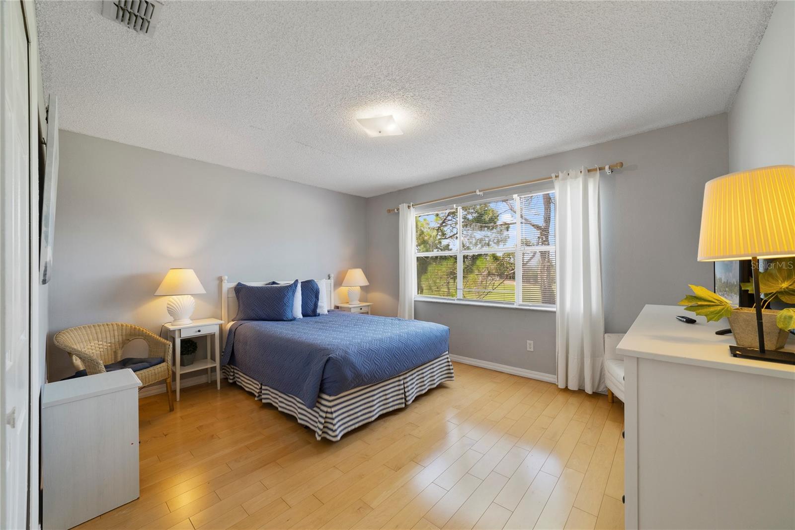 CARIBBEAN COVE - Residential