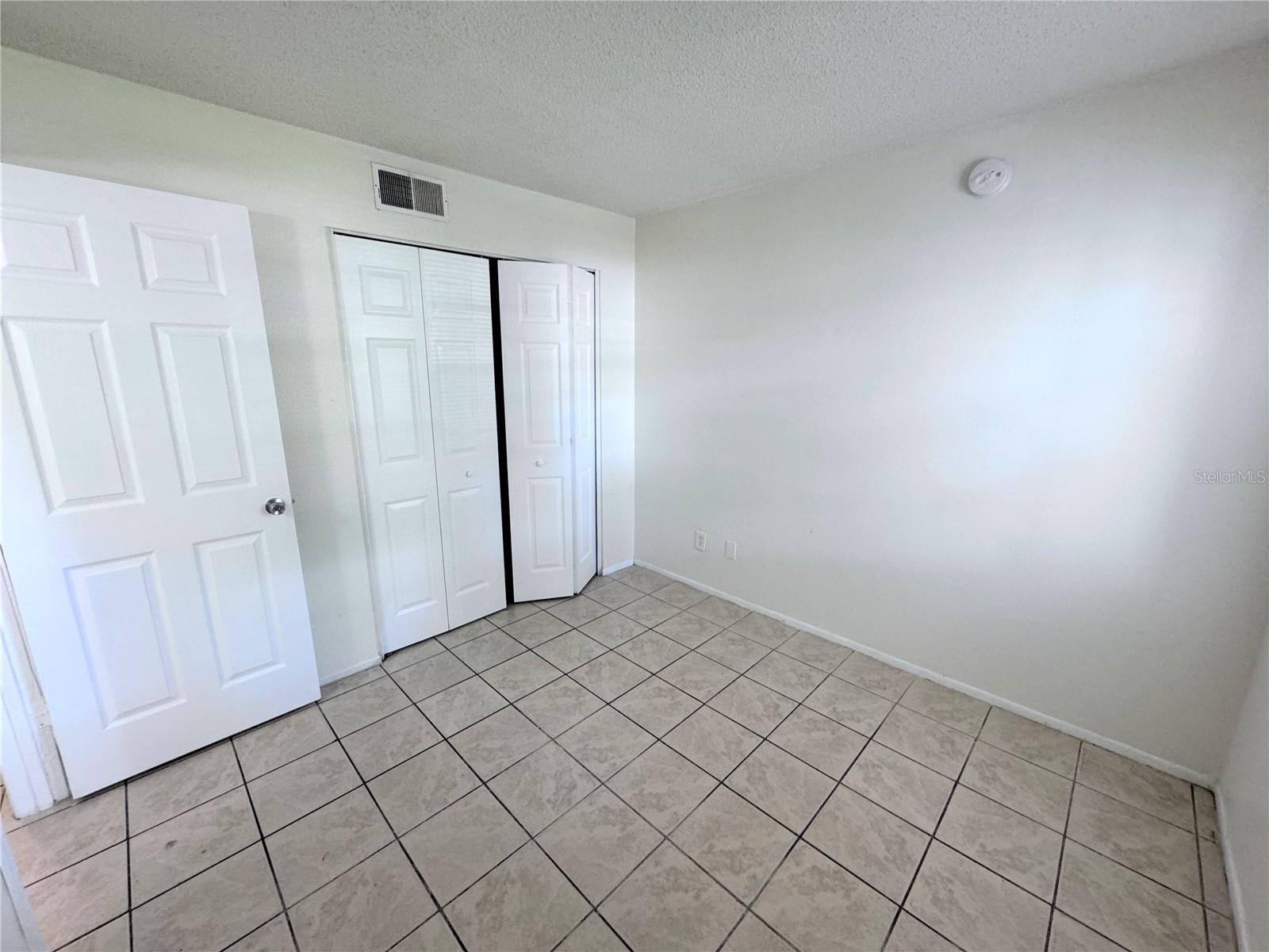 WATERSIDE CONDO I - Residential