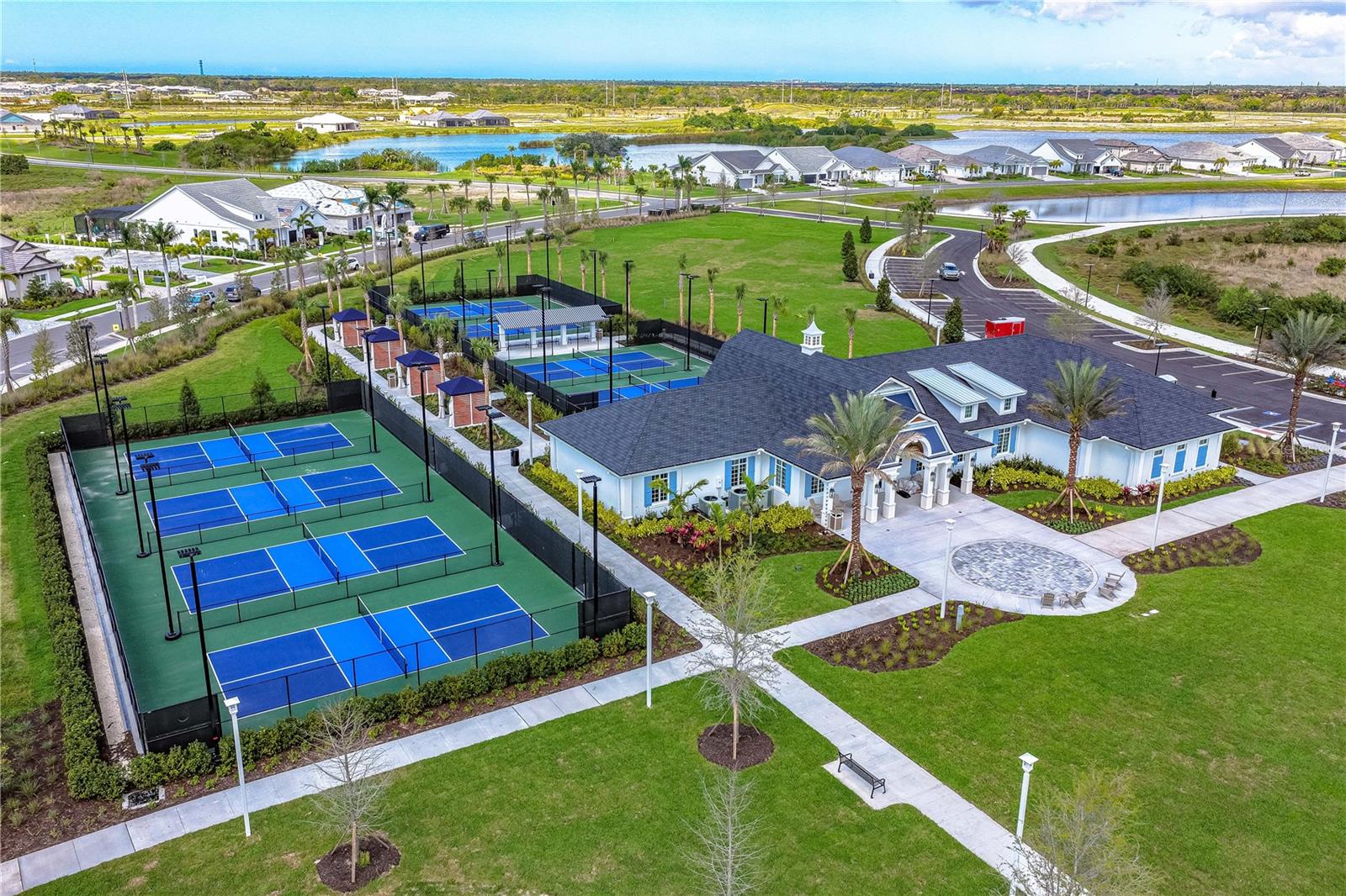 PALMERA AT WELLEN PARK - Residential