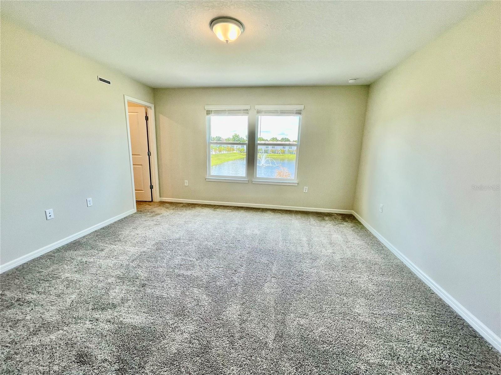 GRAYSON SQUARE - Residential Lease