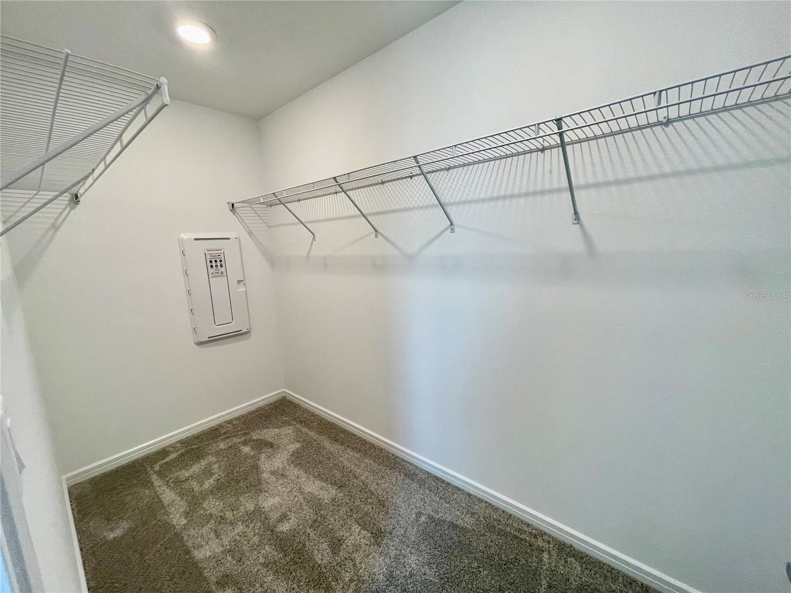 GRAYSON SQUARE - Residential Lease