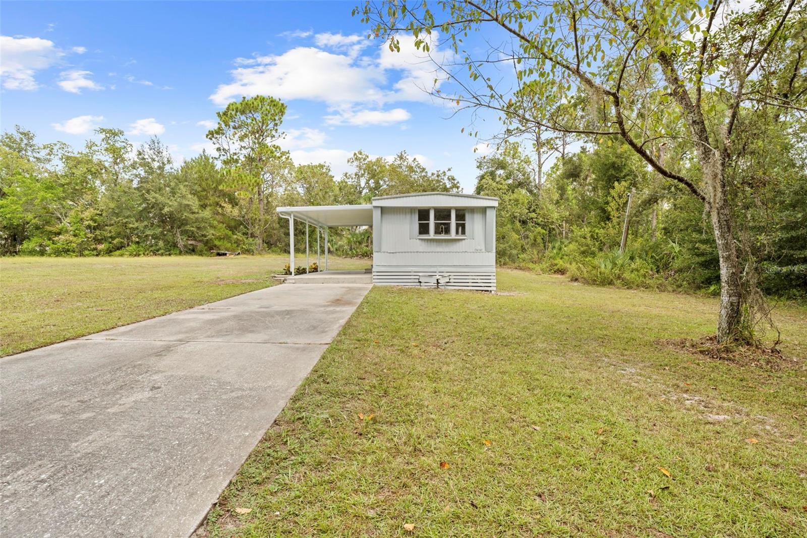 HOLIDAY ACRES UNIT 01 - Residential
