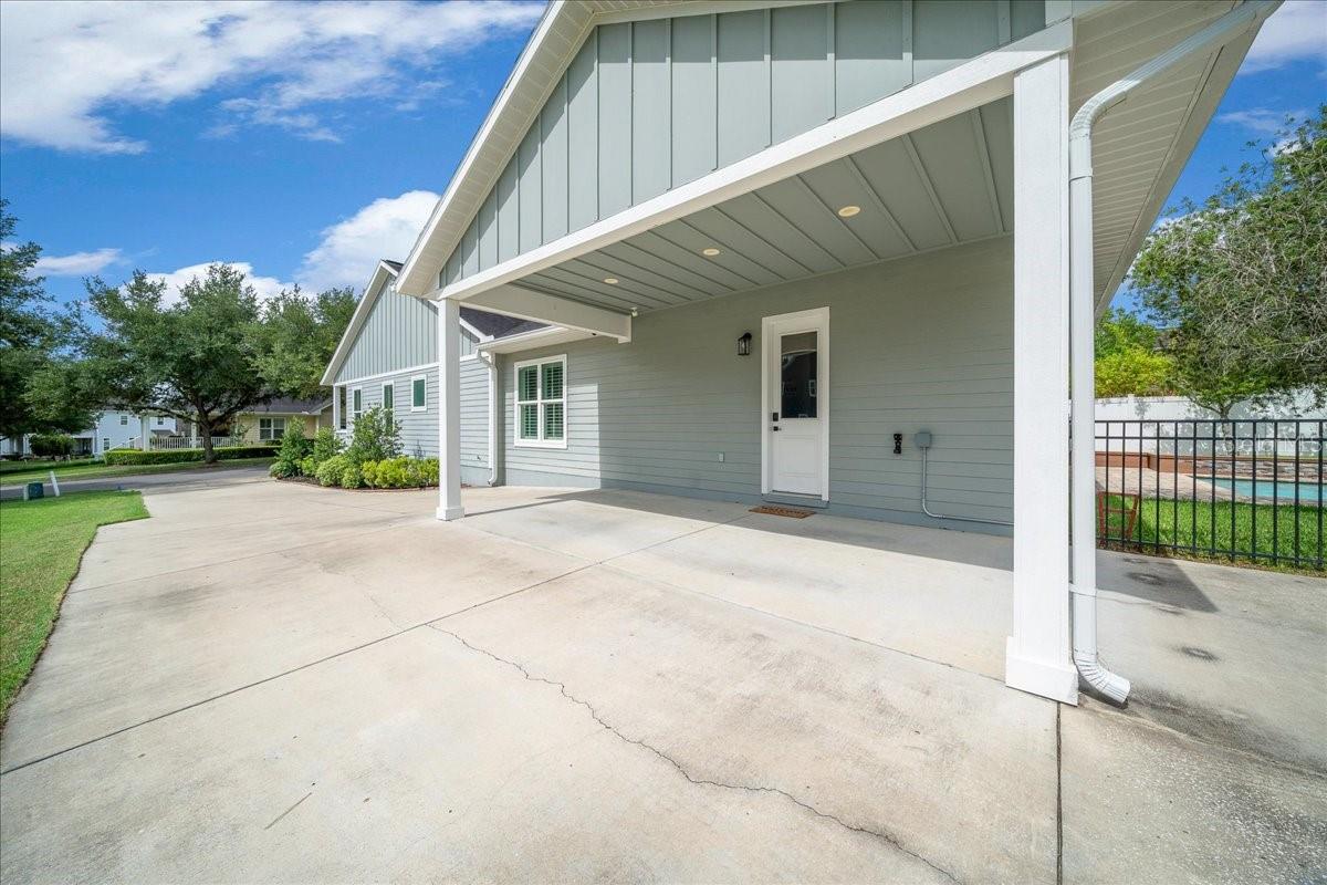 WOODFIELD XING - Residential