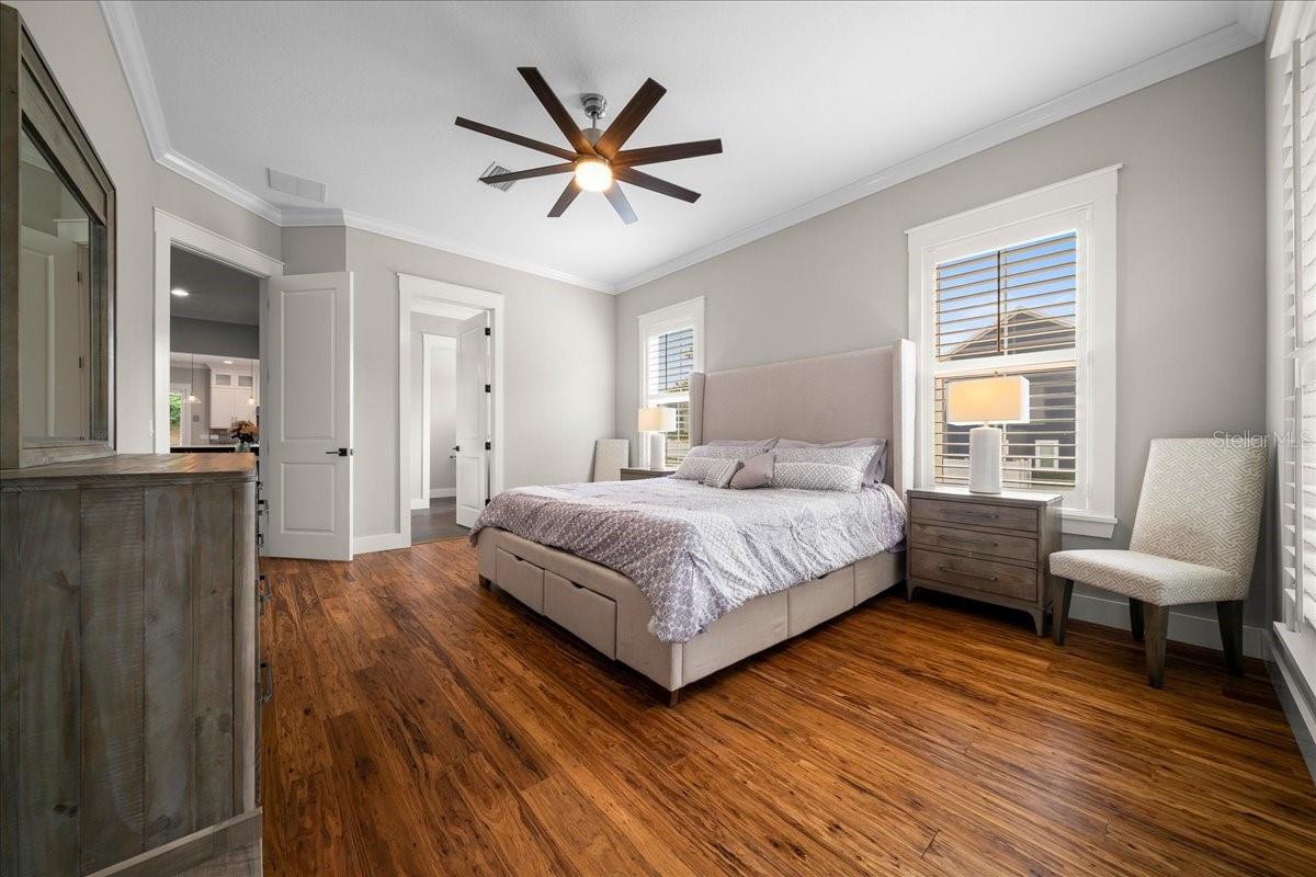 WOODFIELD XING - Residential