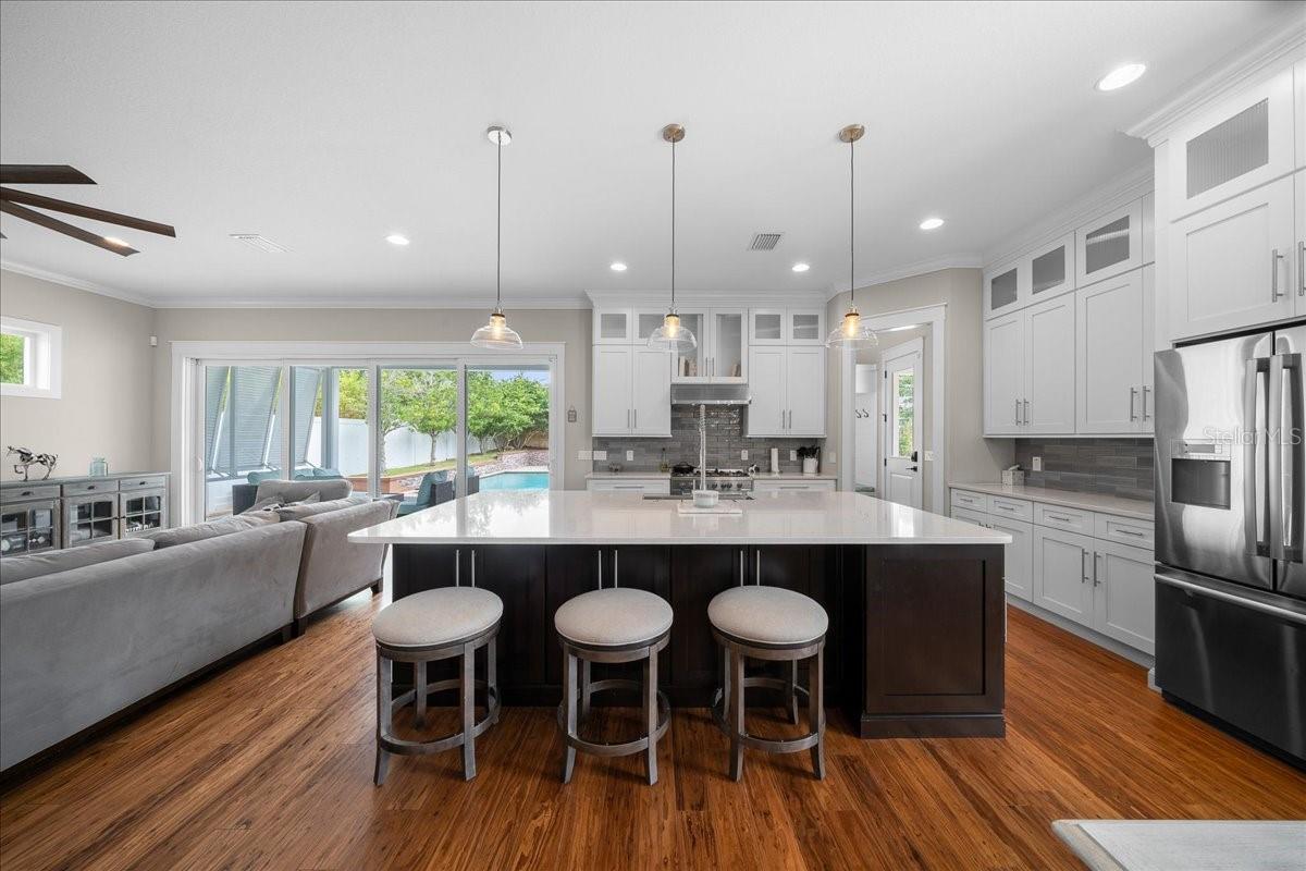 WOODFIELD XING - Residential