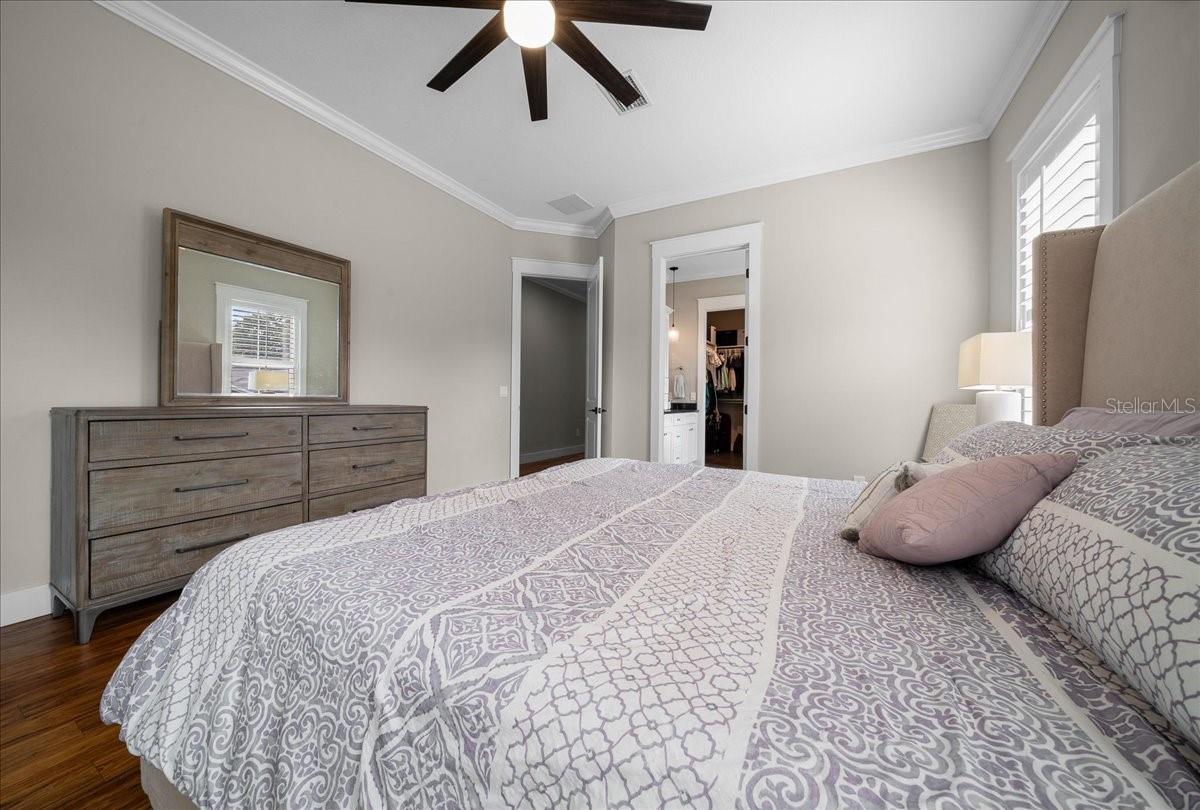WOODFIELD XING - Residential