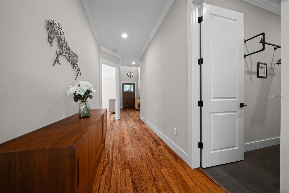 WOODFIELD XING - Residential