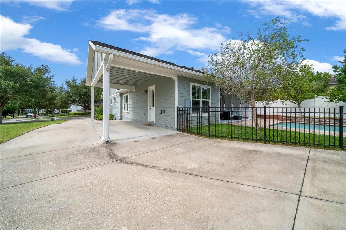 WOODFIELD XING - Residential