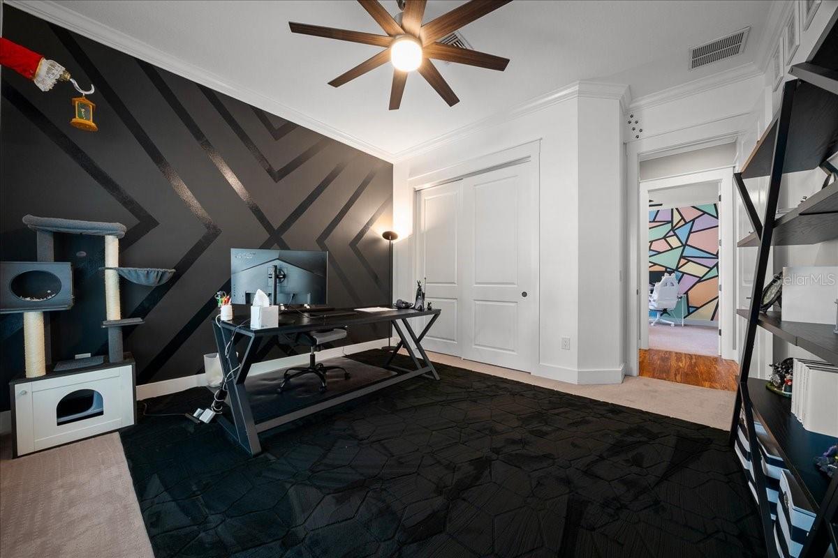 WOODFIELD XING - Residential