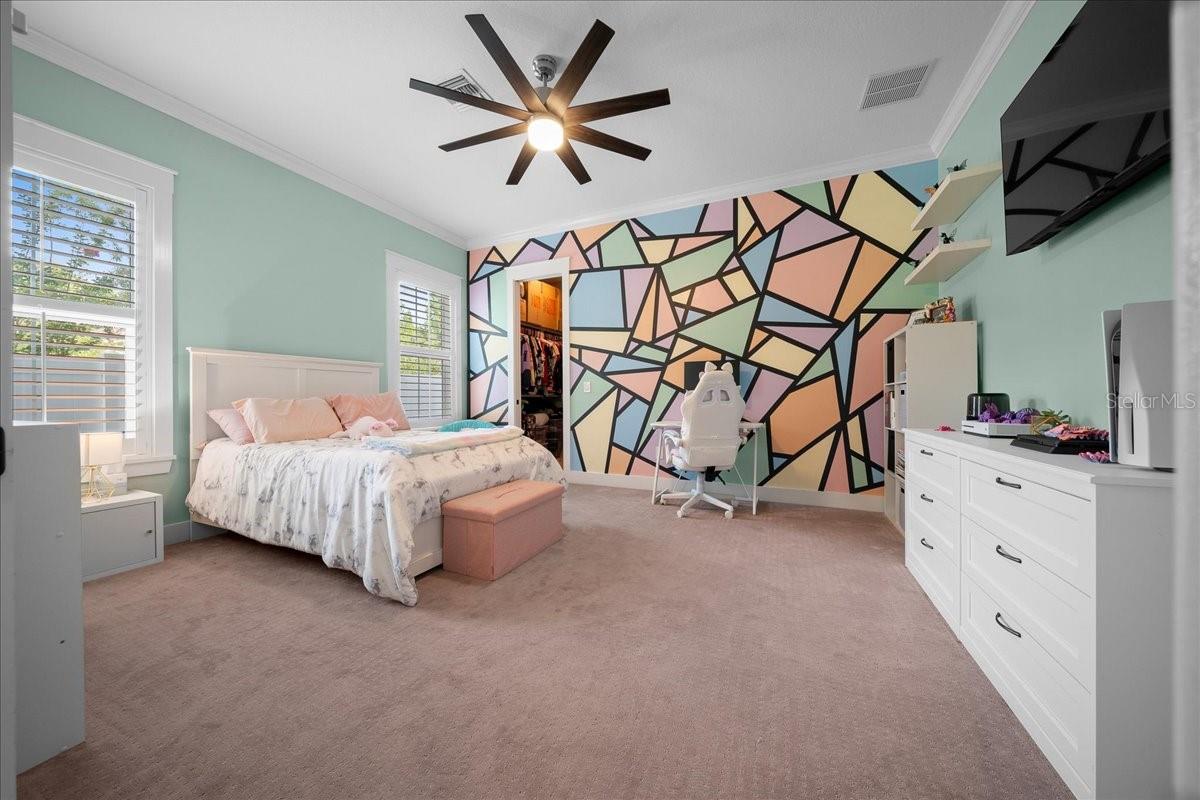 WOODFIELD XING - Residential