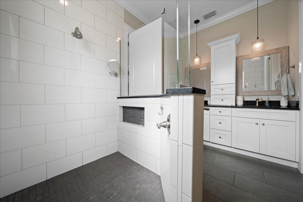 WOODFIELD XING - Residential