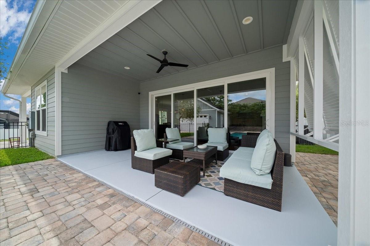 WOODFIELD XING - Residential