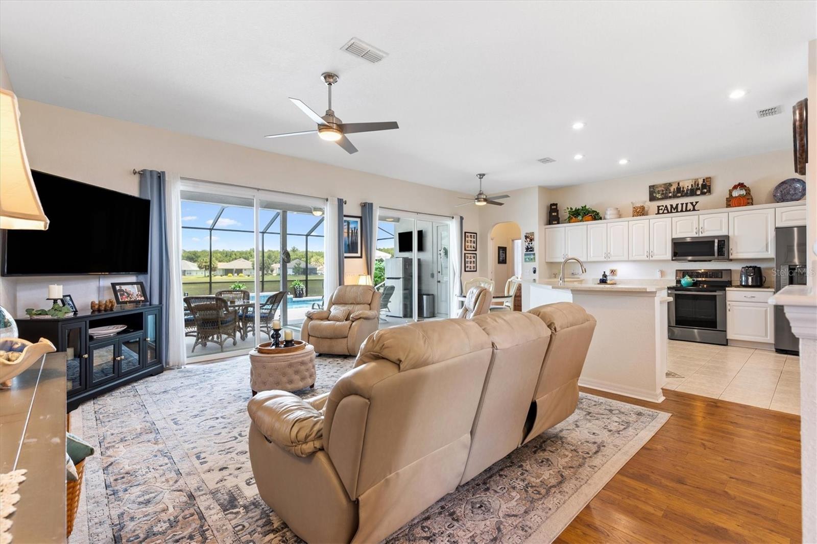 STONECREST - Residential