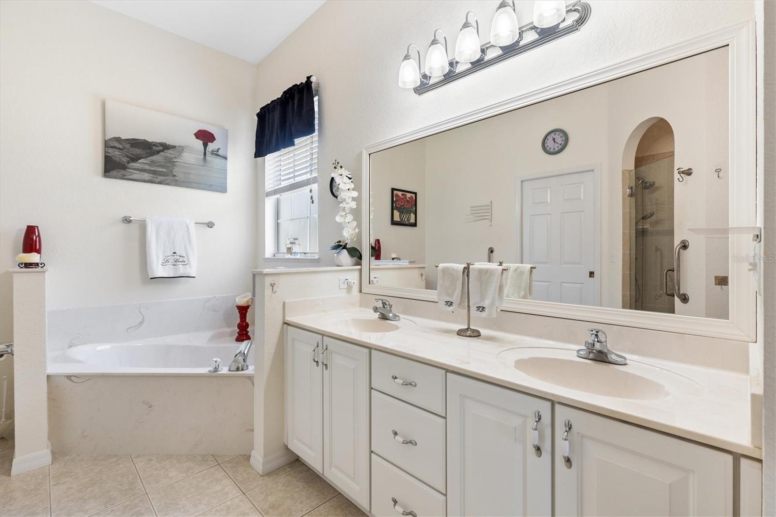 STONECREST - Residential