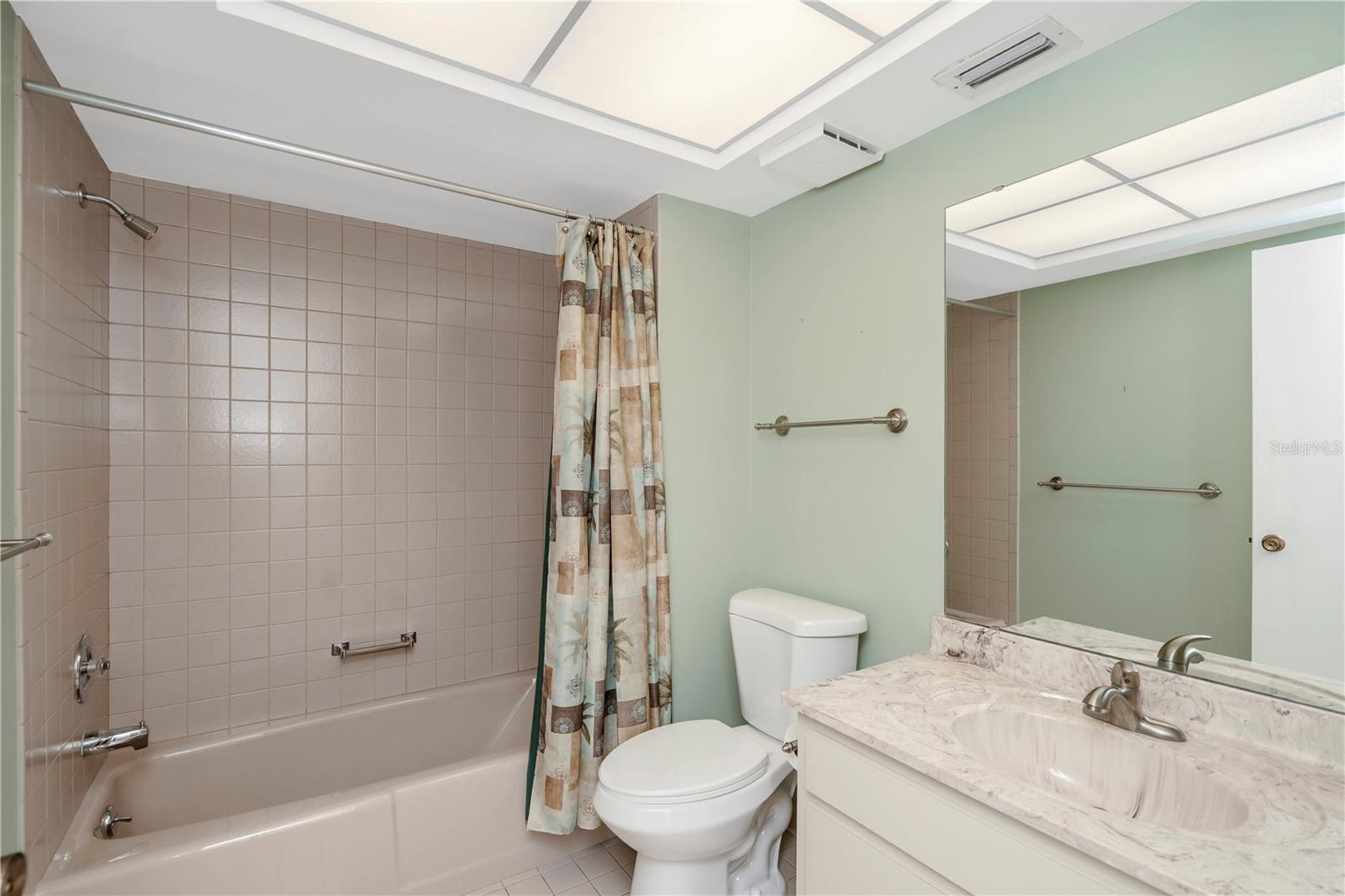 GLEN OAKS MANOR HOMES - Residential