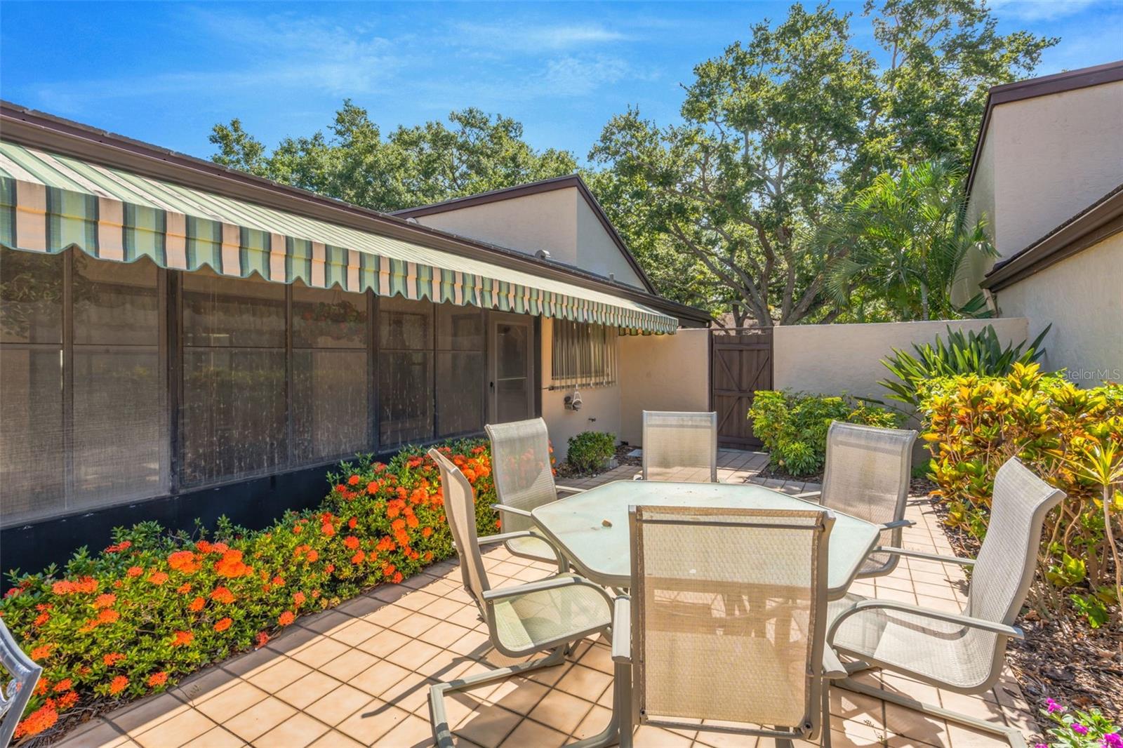 GLEN OAKS MANOR HOMES - Residential