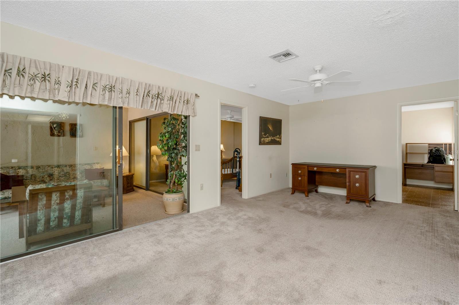GLEN OAKS MANOR HOMES - Residential