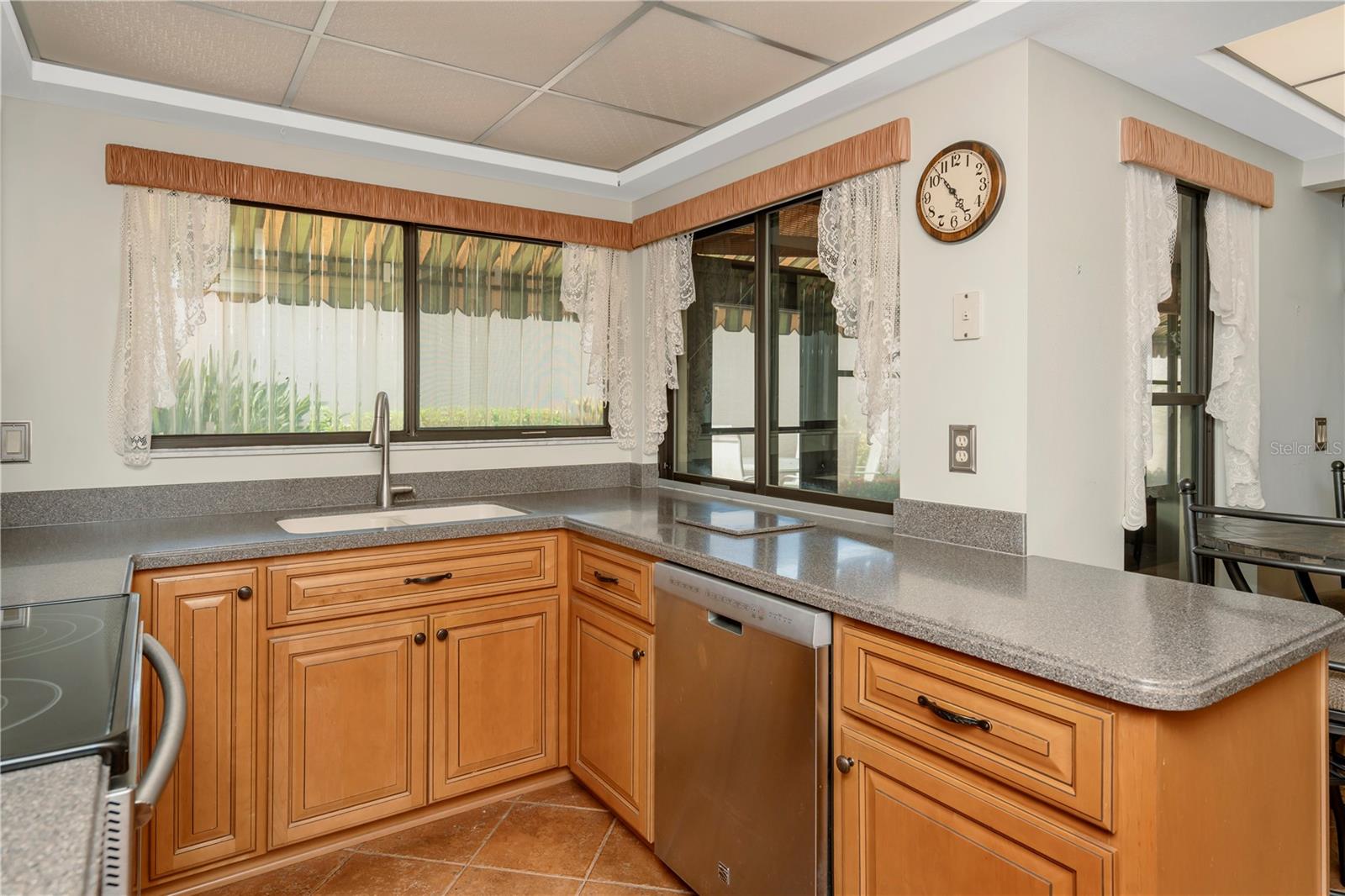 GLEN OAKS MANOR HOMES - Residential
