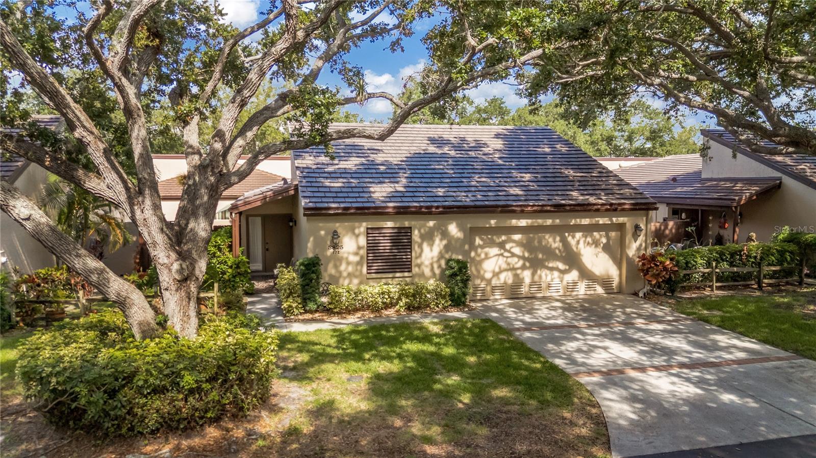 GLEN OAKS MANOR HOMES - Residential
