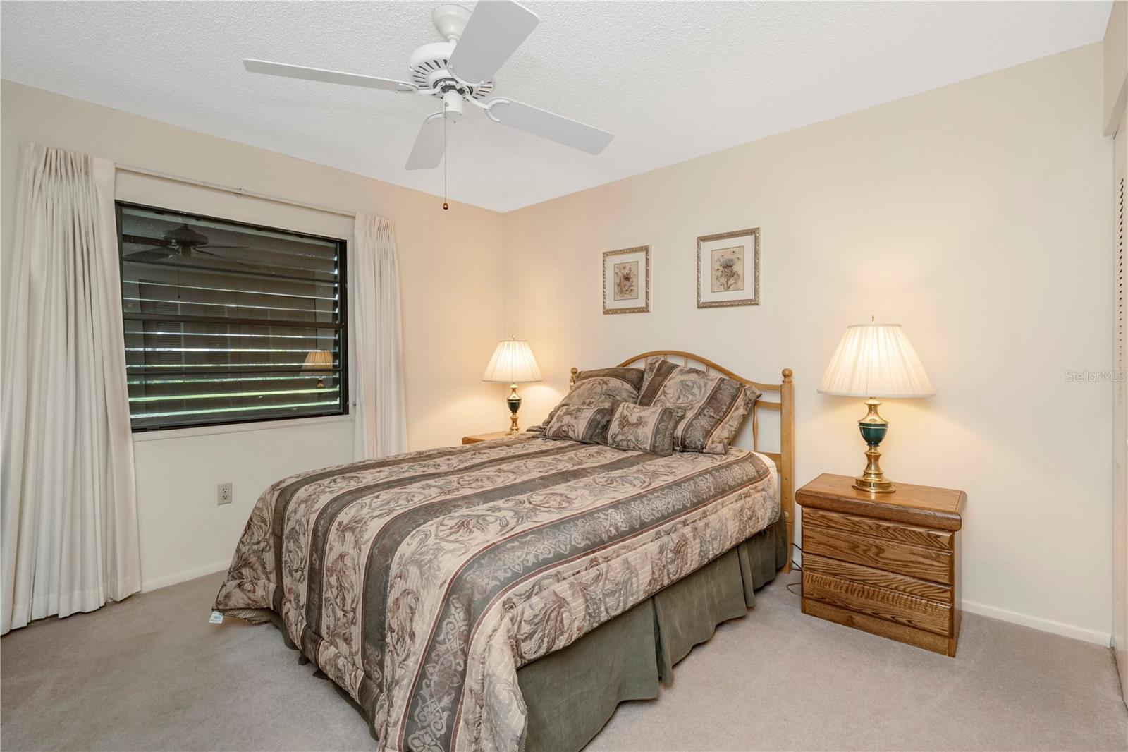 GLEN OAKS MANOR HOMES - Residential