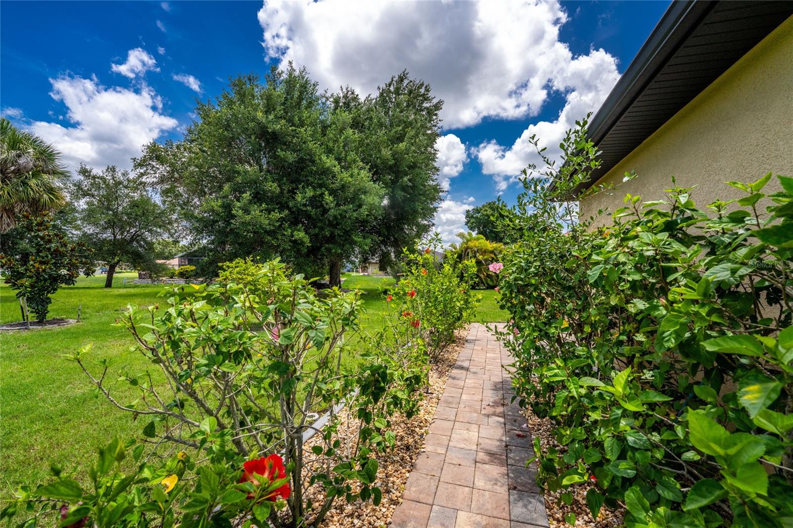 PUNTA GORDA ISLES SEC 20 - Residential