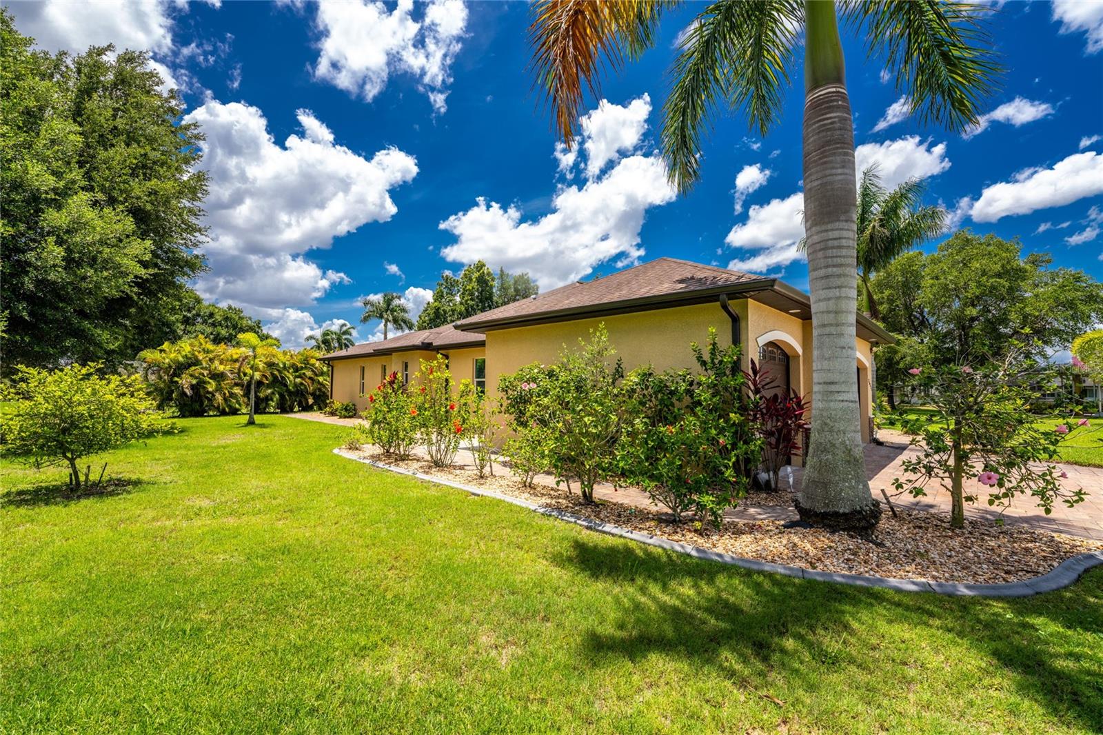 PUNTA GORDA ISLES SEC 20 - Residential
