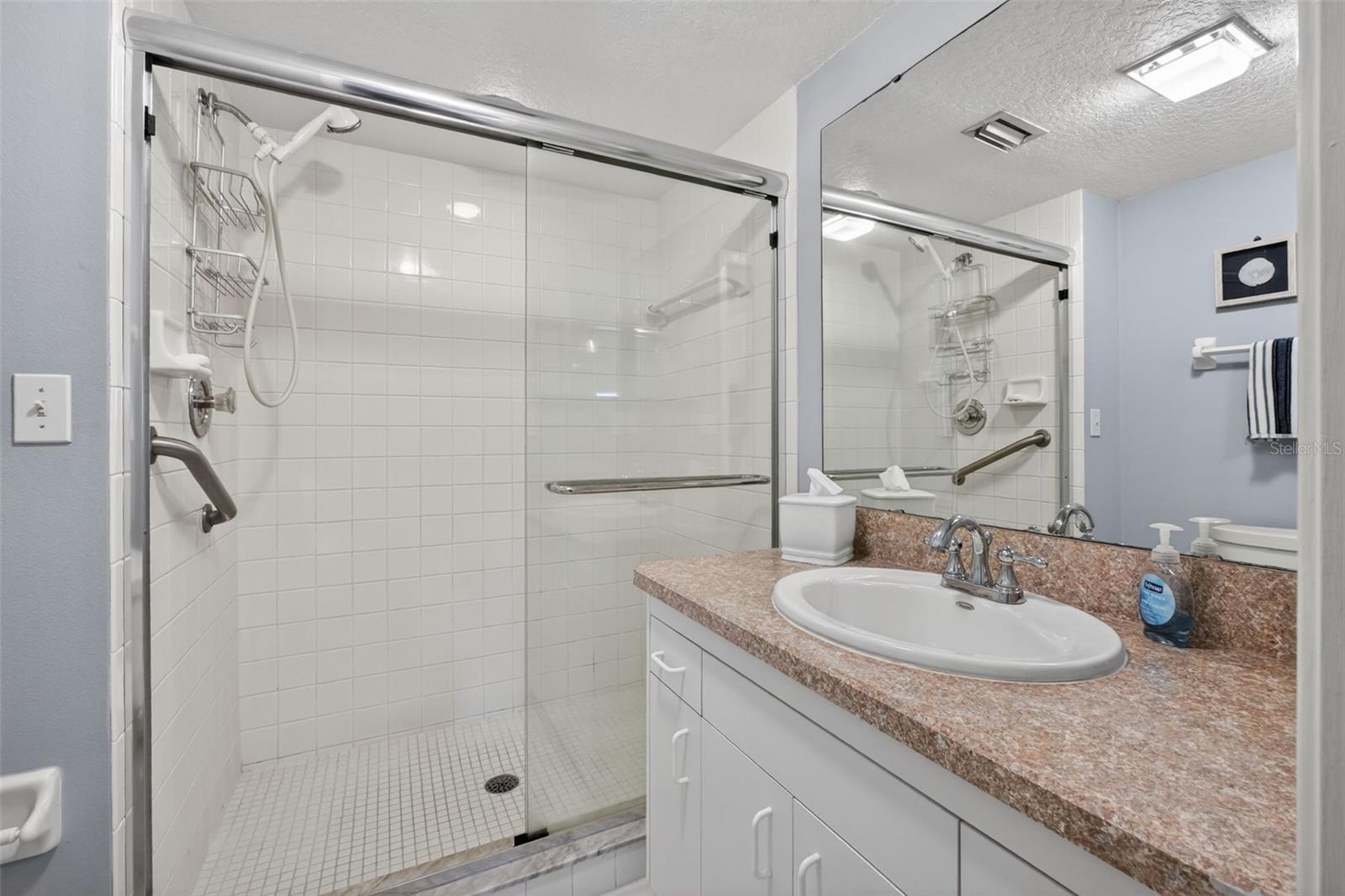 BOUCHELLE ISLAND CONDO - Residential