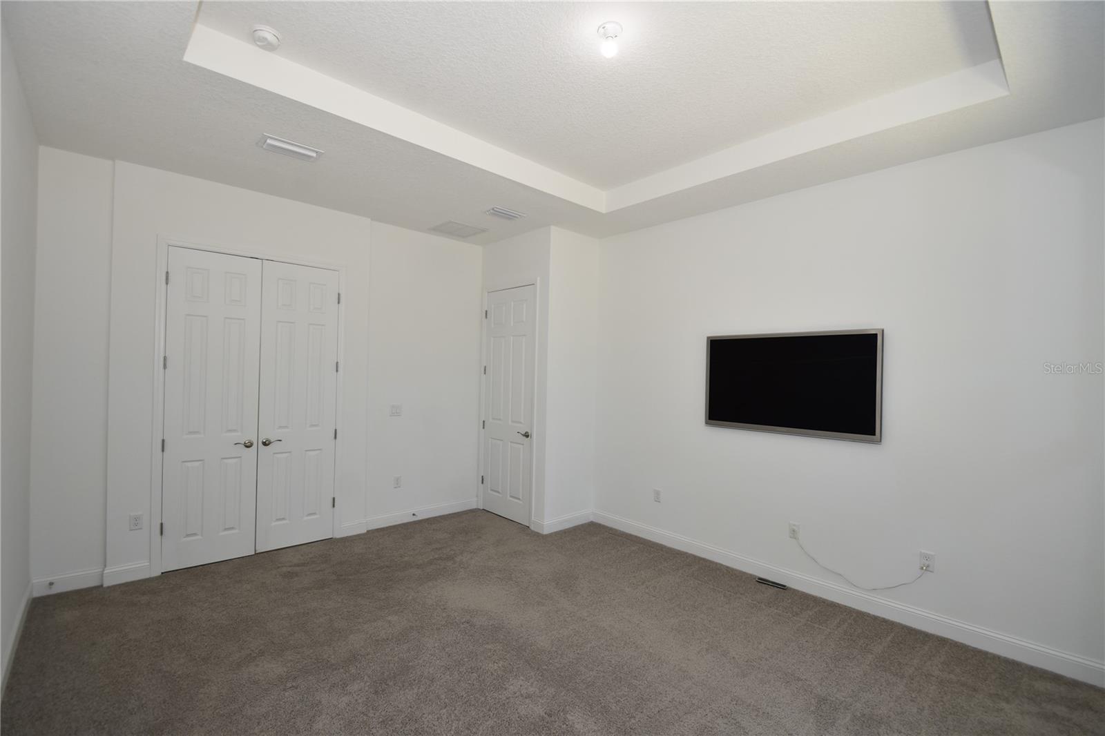 BELLE TERRE - Residential Lease