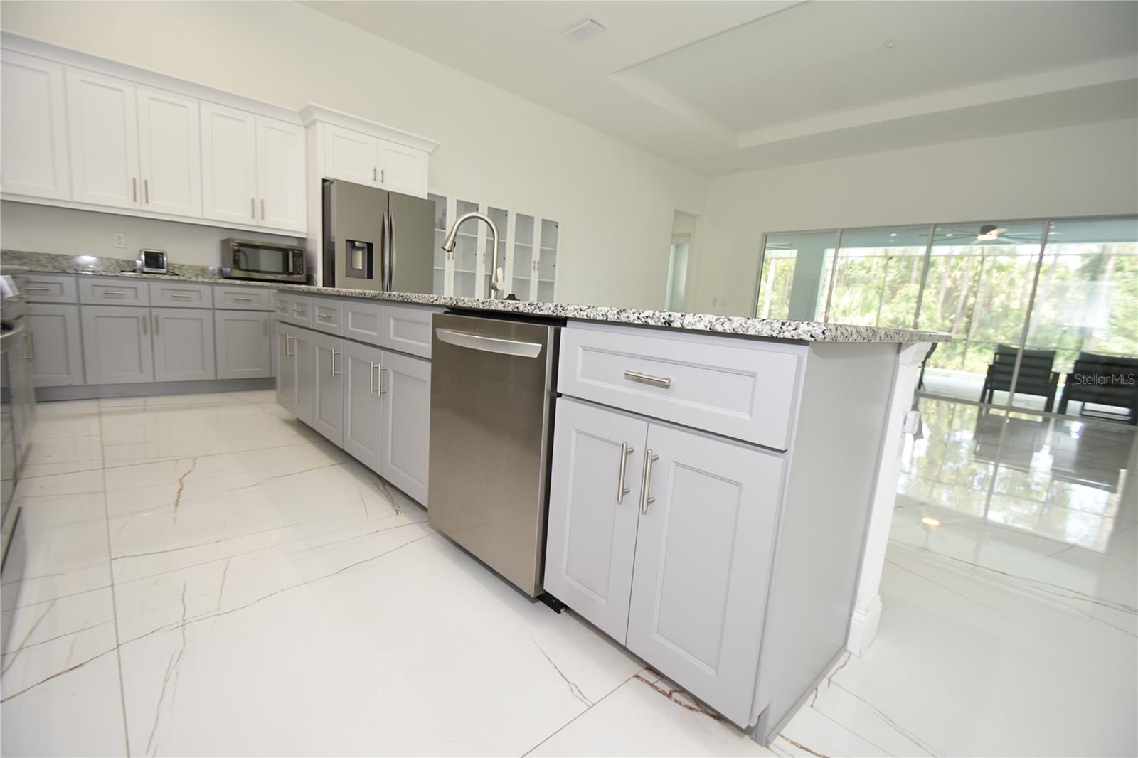 BELLE TERRE - Residential Lease