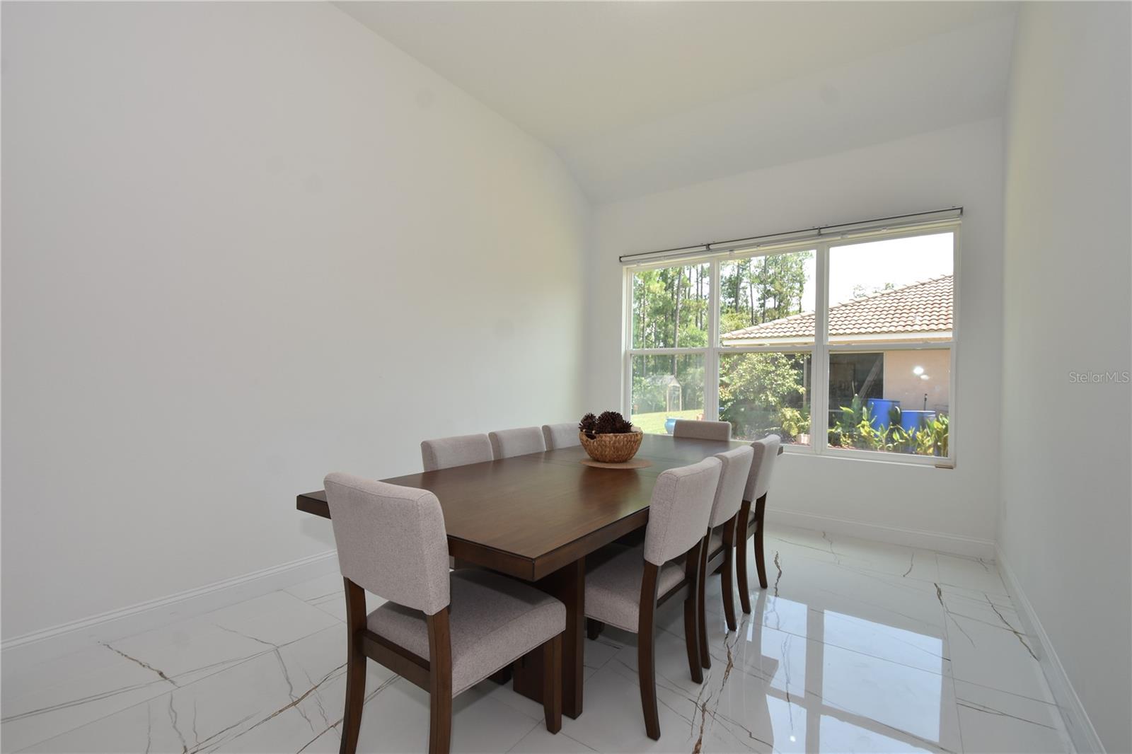 BELLE TERRE - Residential Lease