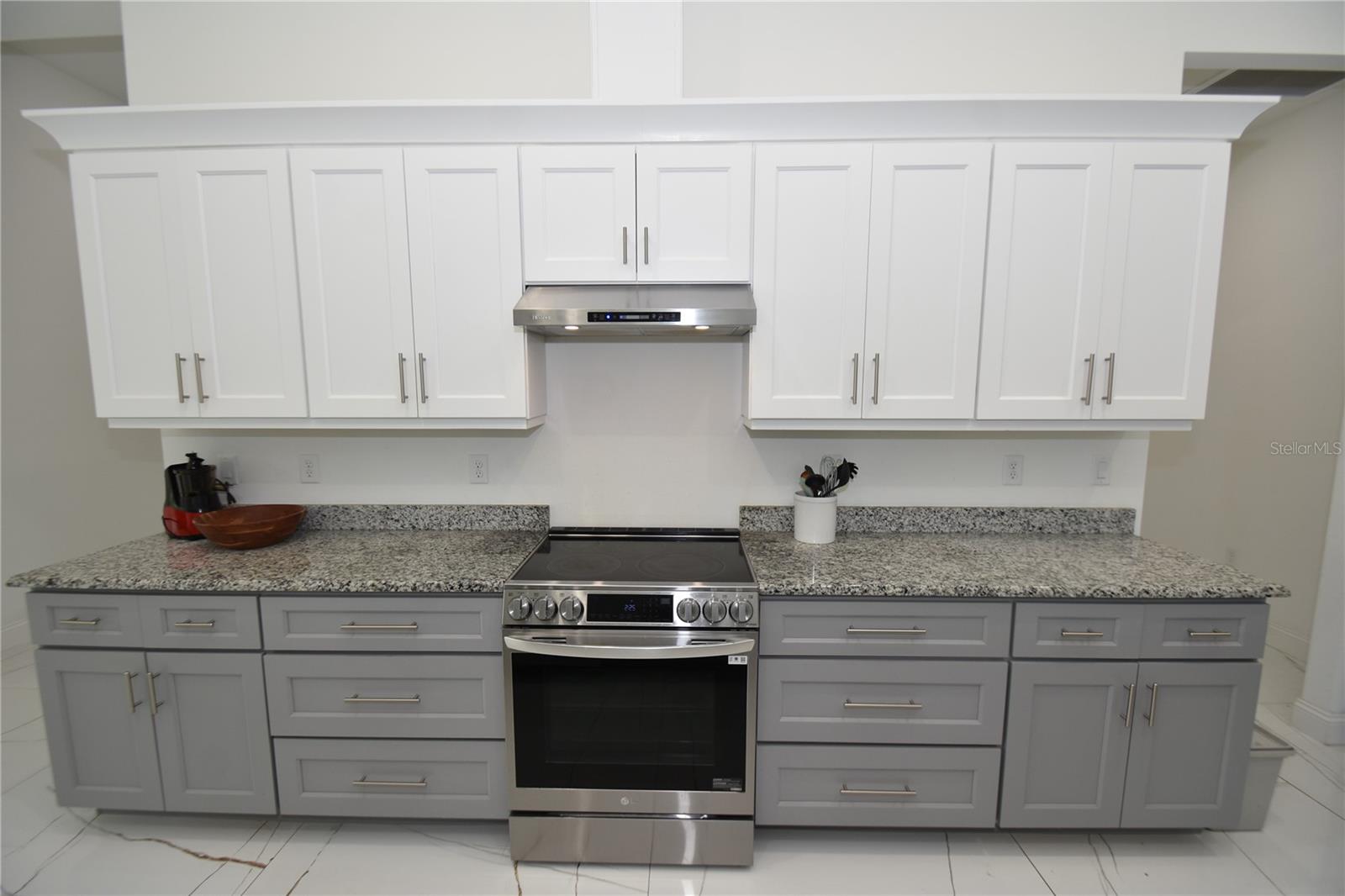 BELLE TERRE - Residential Lease