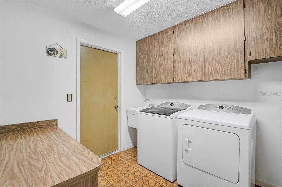 WHITFIELD ESTATES - Residential